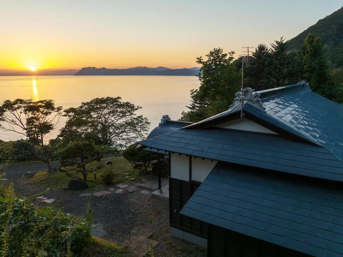 Toya Cliff House Villa Toyako